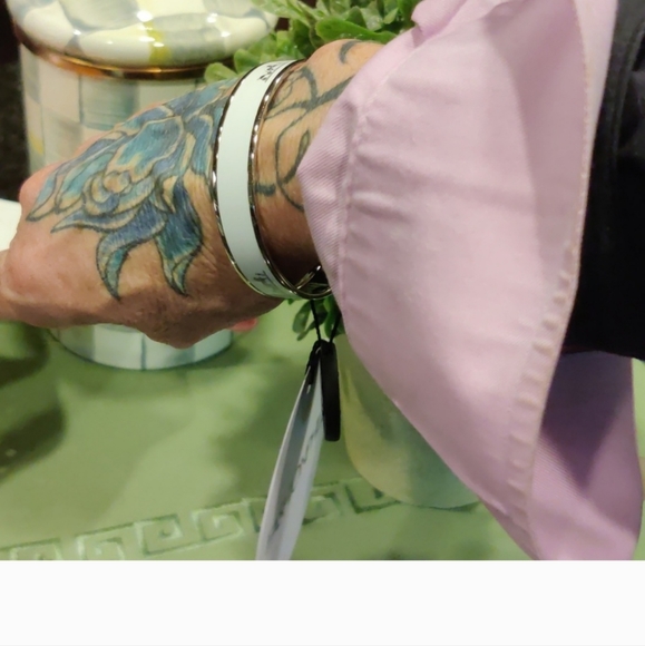 🎉💅HERMES Enamel Printed Narrow Caleche Bracelet 70 White - Picture 5 of 5